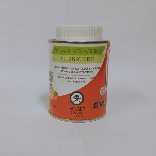 Solvant aux agrumes – ÉVO Format : 237 ml et 500 ml.